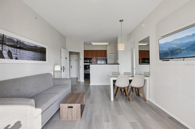 7395 UNIVERSAL BOULEVARD 905, Orlando, FL 32819