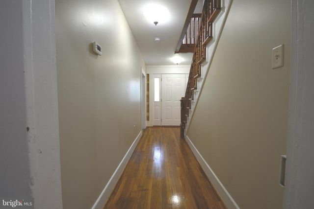 169 CREEK RD E, Toms Brook, VA 22660