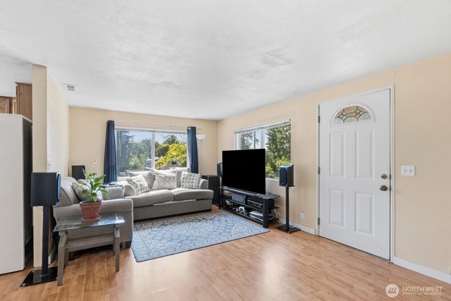 290 Justus Road, Cinebar, WA 98533
