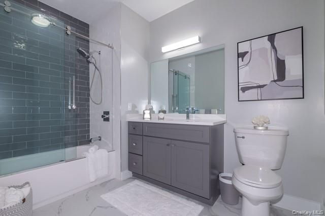 75 Circle Drive 90-104, Central Islip, NY 11722