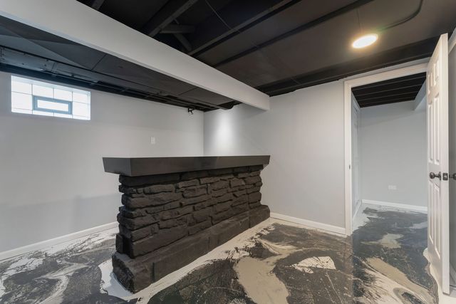 1295 Hirsch Avenue, Calumet City, IL 60409