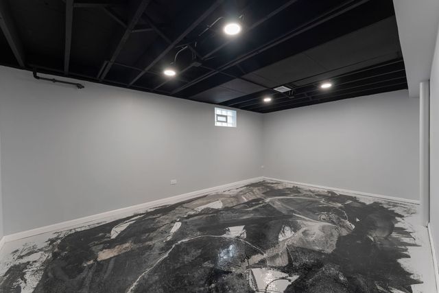 1295 Hirsch Avenue, Calumet City, IL 60409