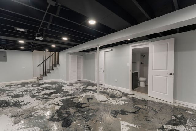 1295 Hirsch Avenue, Calumet City, IL 60409