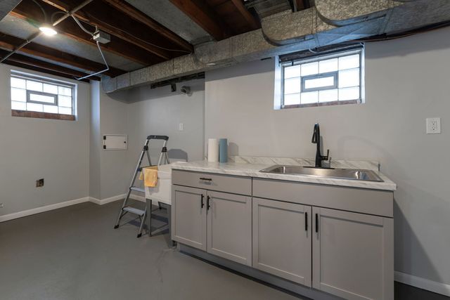 1295 Hirsch Avenue, Calumet City, IL 60409