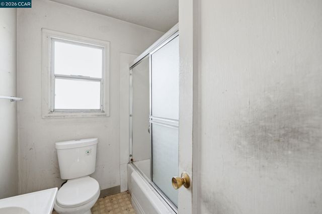 1926 Dunn Ave, Richmond, CA 94801