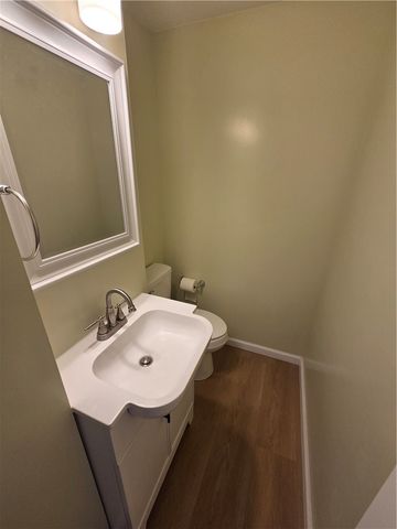 103 Autumn Dr, Level Green, PA 15085