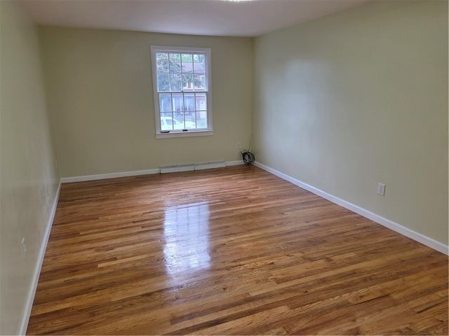 103 Autumn Dr, Level Green, PA 15085