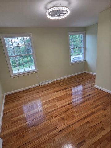 103 Autumn Dr, Level Green, PA 15085