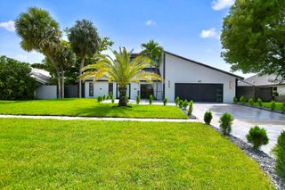 43 Oregon Lane, Boca Raton, FL 33487