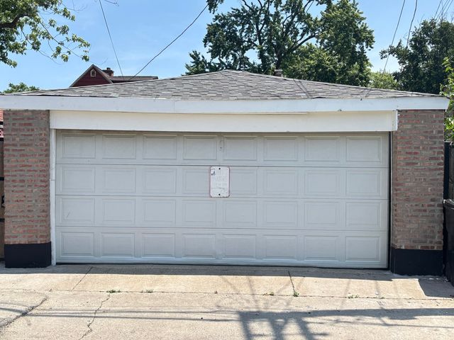6352 S Hoyne Avenue, Chicago, IL 60636