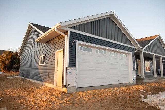 2350 Hanson PLACE W, Sparta, WI 54656