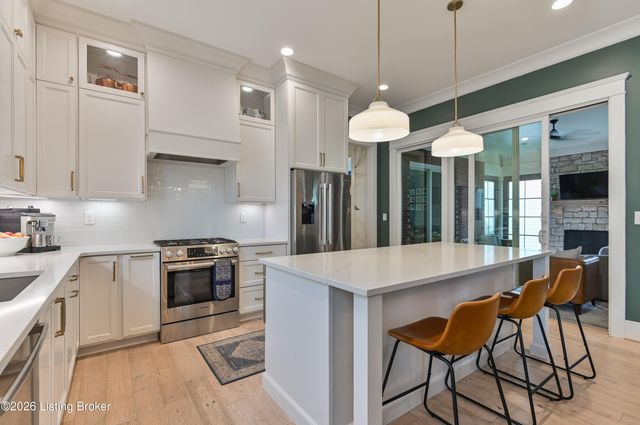 6318 Pond Lily St, Prospect, KY 40059