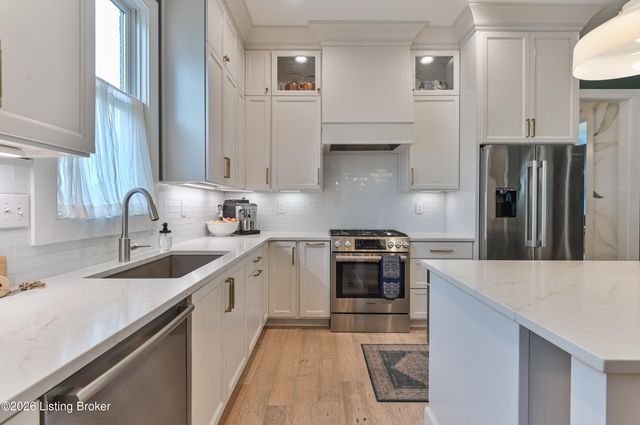 6318 Pond Lily St, Prospect, KY 40059