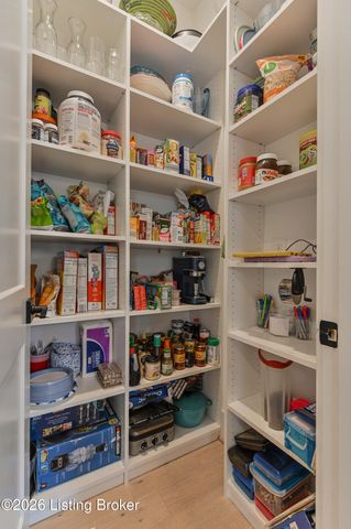 6318 Pond Lily St, Prospect, KY 40059