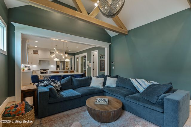 6318 Pond Lily St, Prospect, KY 40059