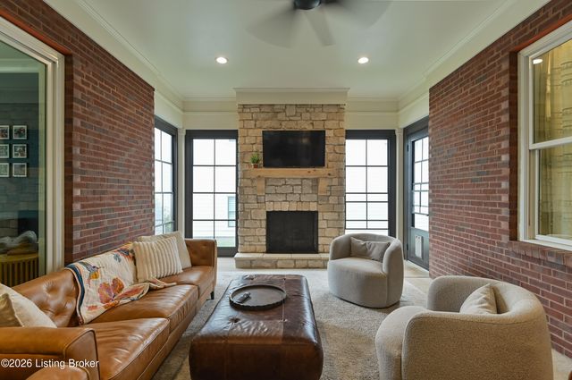 6318 Pond Lily St, Prospect, KY 40059