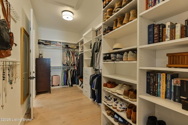 6318 Pond Lily St, Prospect, KY 40059