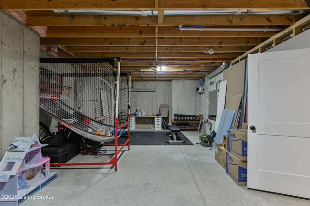 6318 Pond Lily St, Prospect, KY 40059