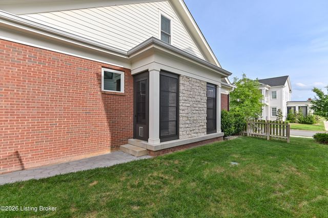 6318 Pond Lily St, Prospect, KY 40059