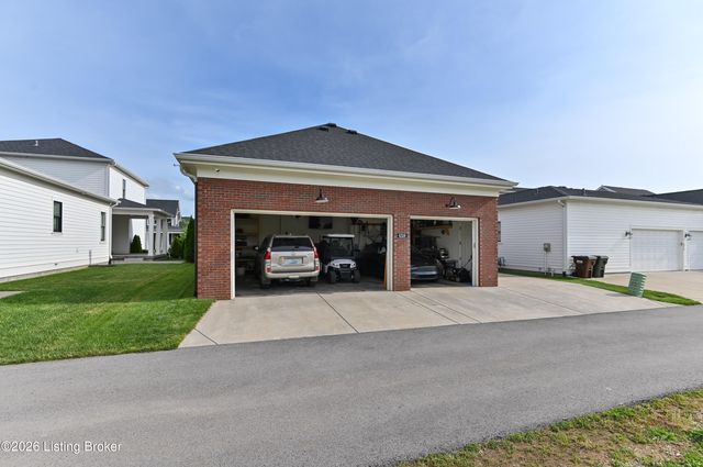 6318 Pond Lily St, Prospect, KY 40059