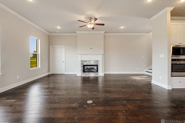 150 Lake Hudson Circle, Thibodaux, LA 70301