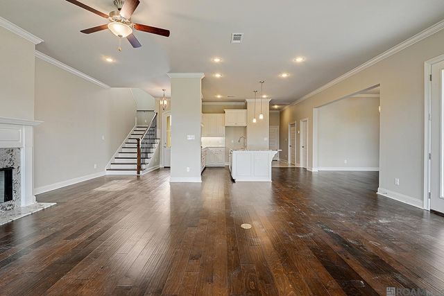 150 Lake Hudson Circle, Thibodaux, LA 70301