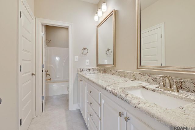 150 Lake Hudson Circle, Thibodaux, LA 70301