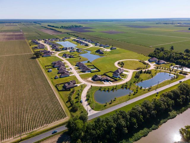 150 Lake Hudson Circle, Thibodaux, LA 70301