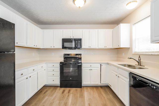 1599 Covina Drive, Columbus, OH 43228