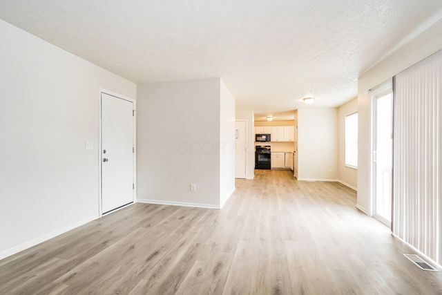 1599 Covina Drive, Columbus, OH 43228