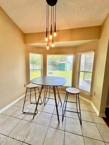 1341 LINDSEY CROSSING Drive, Jacksonville, FL 32218