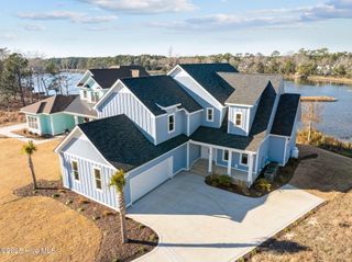 13 E Cannon Cove, Hampstead, NC 28443