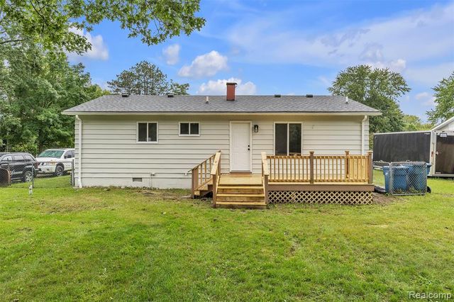 506 Ash Street, Holly, MI 48442