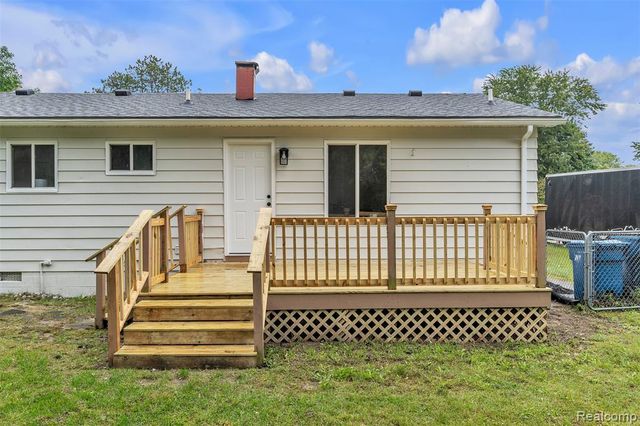 506 Ash Street, Holly, MI 48442