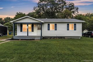 506 Ash Street, Holly, MI 48442