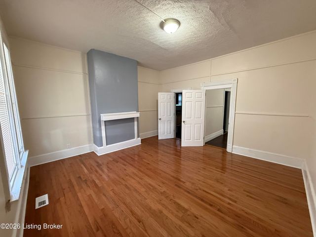 905 Winkler Ave, Louisville, KY 40208
