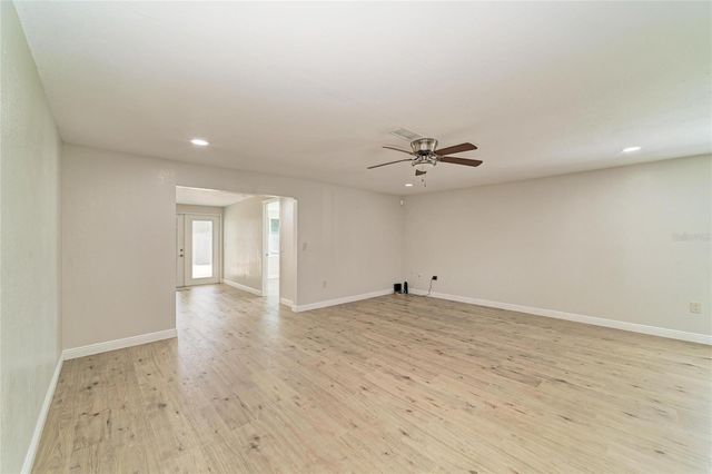 6705 35TH AVENUE W, Bradenton, FL 34209
