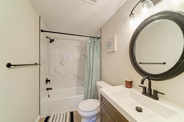 6705 35TH AVENUE W, Bradenton, FL 34209