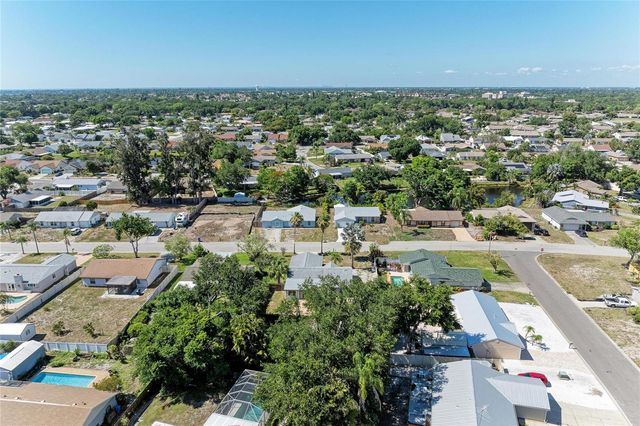 6705 35TH AVENUE W, Bradenton, FL 34209