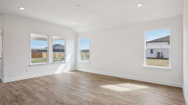 136 Union Pacific DR, Cedar Creek, TX 78612