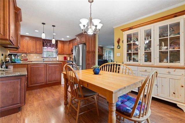 1760 Commonwealth Trail, Cumming, GA 30041