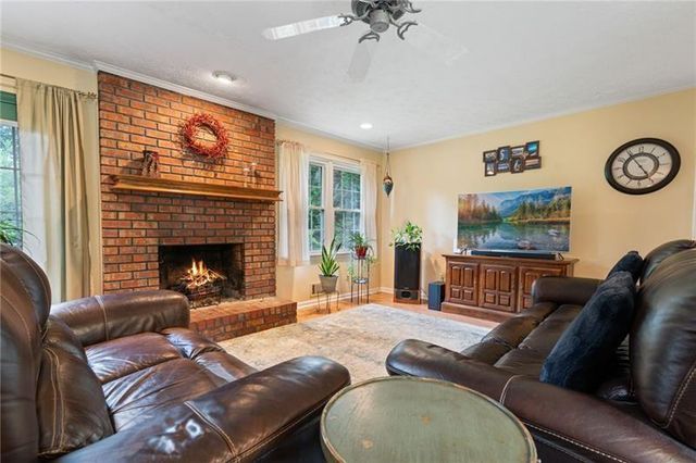 1760 Commonwealth Trail, Cumming, GA 30041