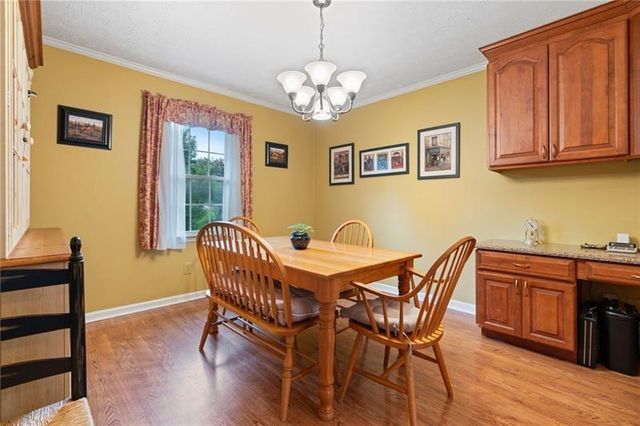 1760 Commonwealth Trail, Cumming, GA 30041