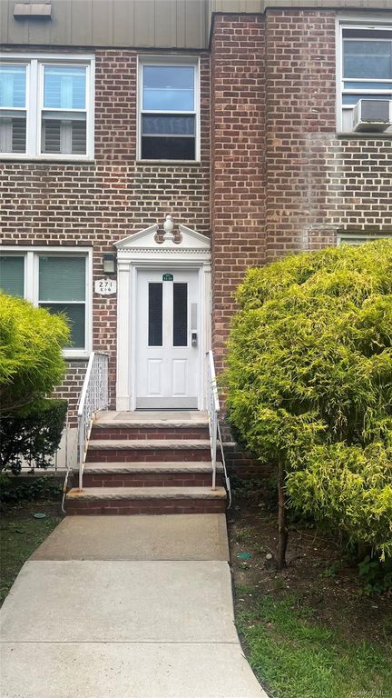 271 Cedarhurst Avenue E1, Cedarhurst, NY 11516 — exterior