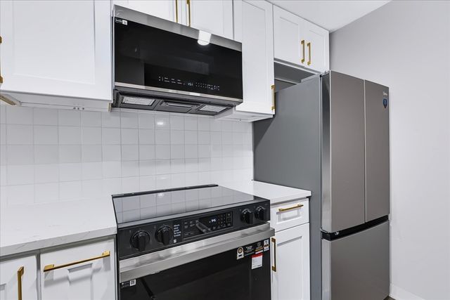 45 West St C4, Randolph, MA 02368