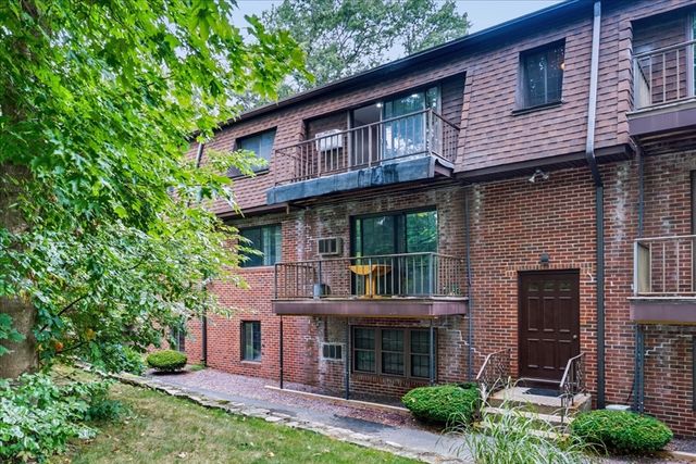 45 West St C4, Randolph, MA 02368
