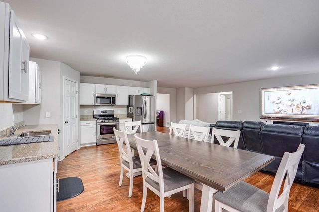 3221 Emerald Drive, Janesville, WI 53546