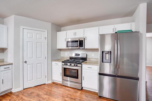 3221 Emerald Drive, Janesville, WI 53546