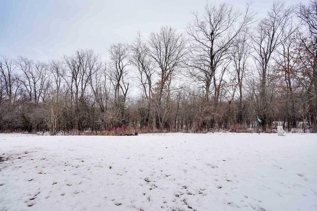 3221 Emerald Drive, Janesville, WI 53546