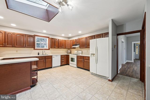 4211 PARKMONT AVE, Baltimore, MD 21206